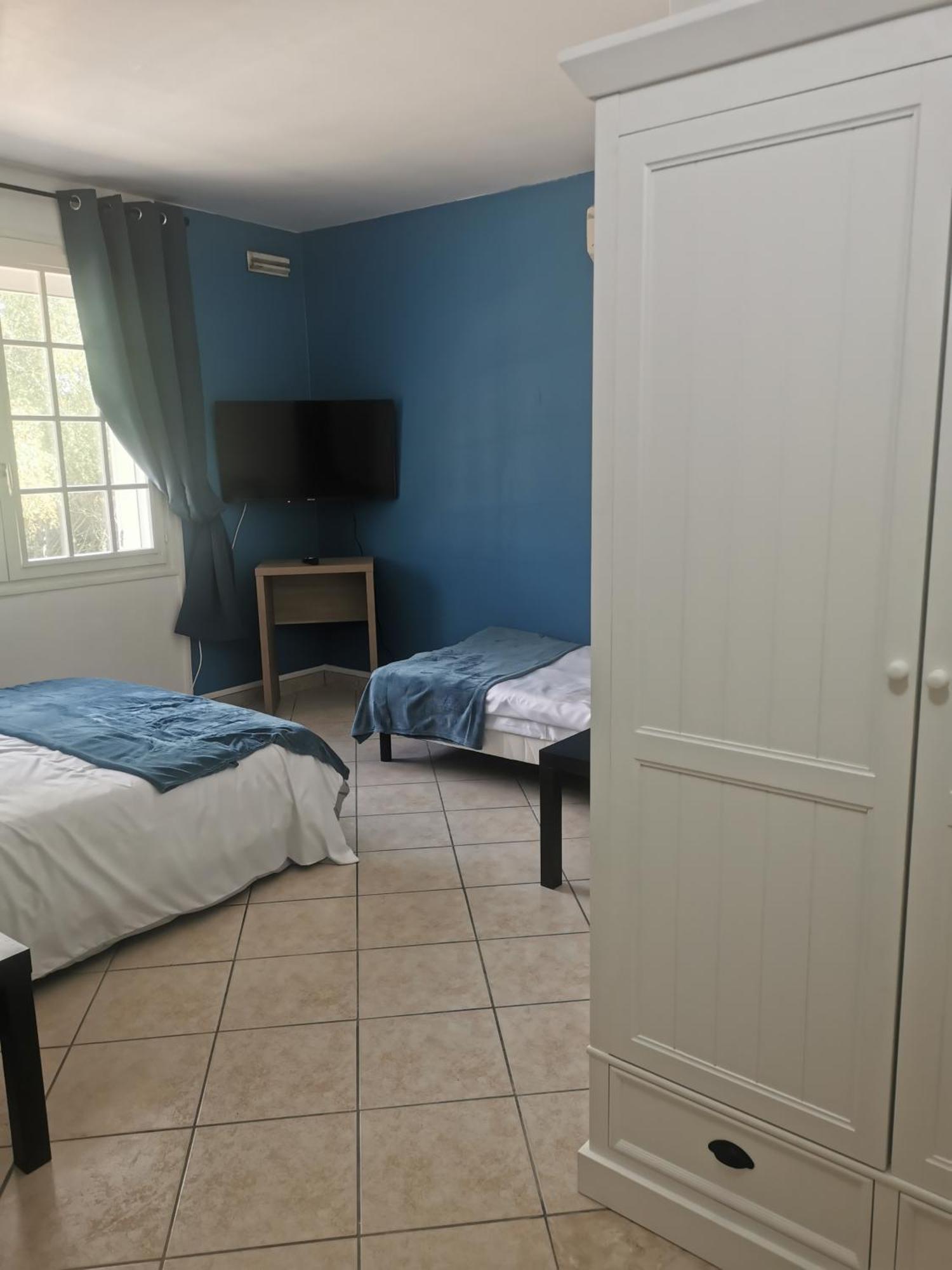 Appartement 5 , Disneyland - Parking Gratuit - Maison Des Platanes Meaux Kültér fotó